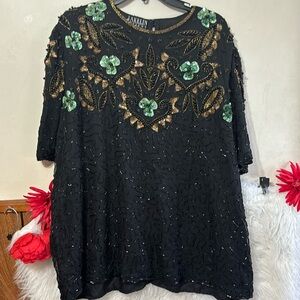 JAKELIN DESIGNS Plus Size Sequence Top